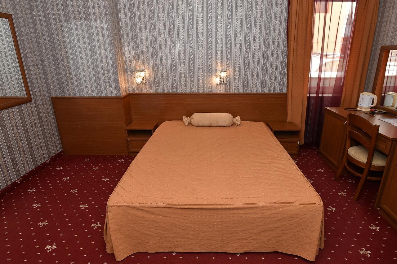Vesta Hotel Montana Extérieur photo