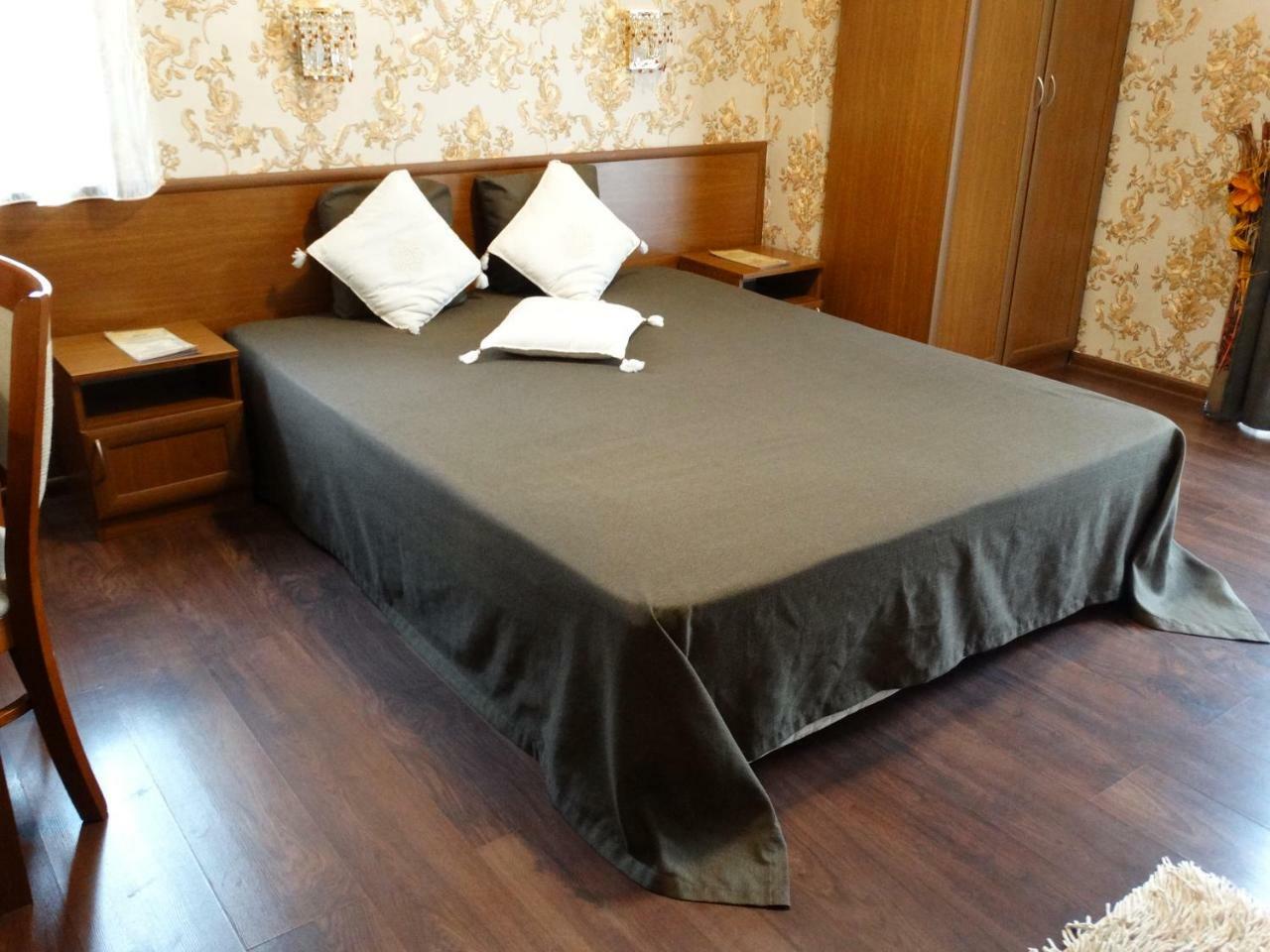 Vesta Hotel Montana Extérieur photo