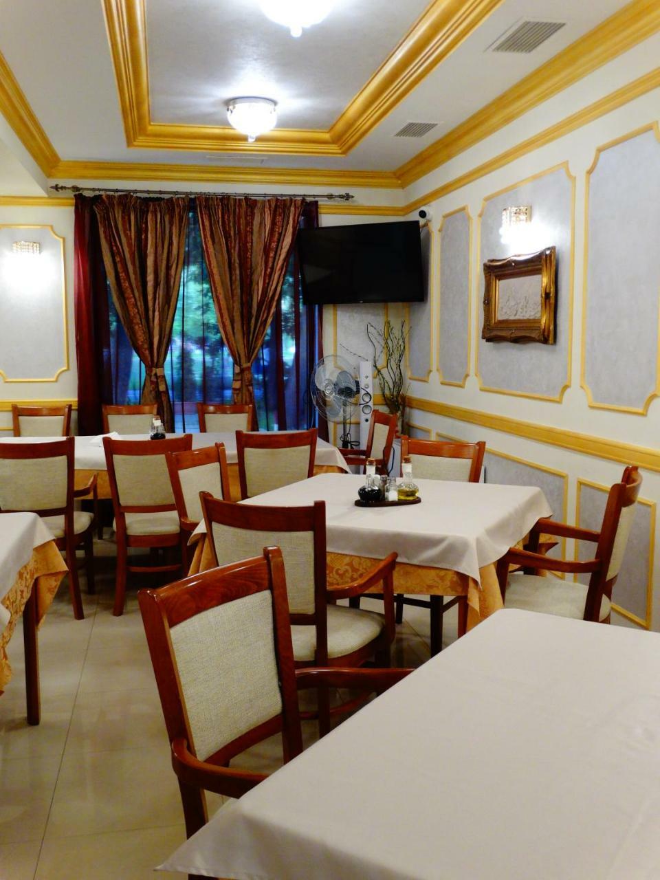 Vesta Hotel Montana Extérieur photo